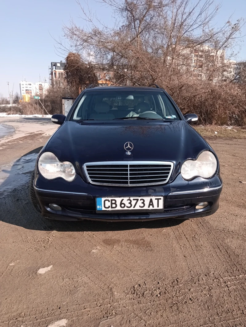 Mercedes-Benz C 220, снимка 1 - Автомобили и джипове - 48857208