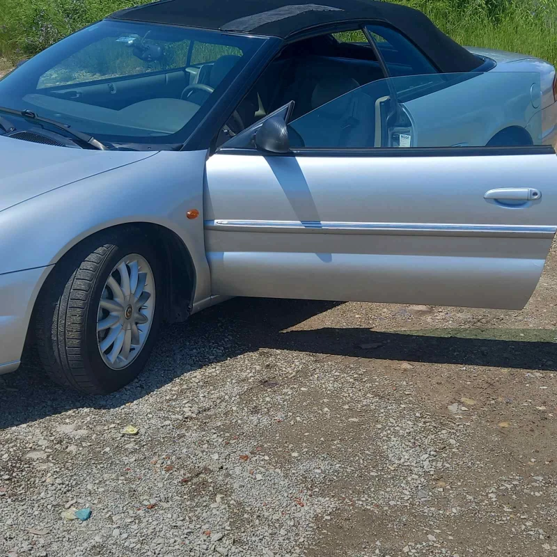 Chrysler Sebring, снимка 12 - Автомобили и джипове - 49114162