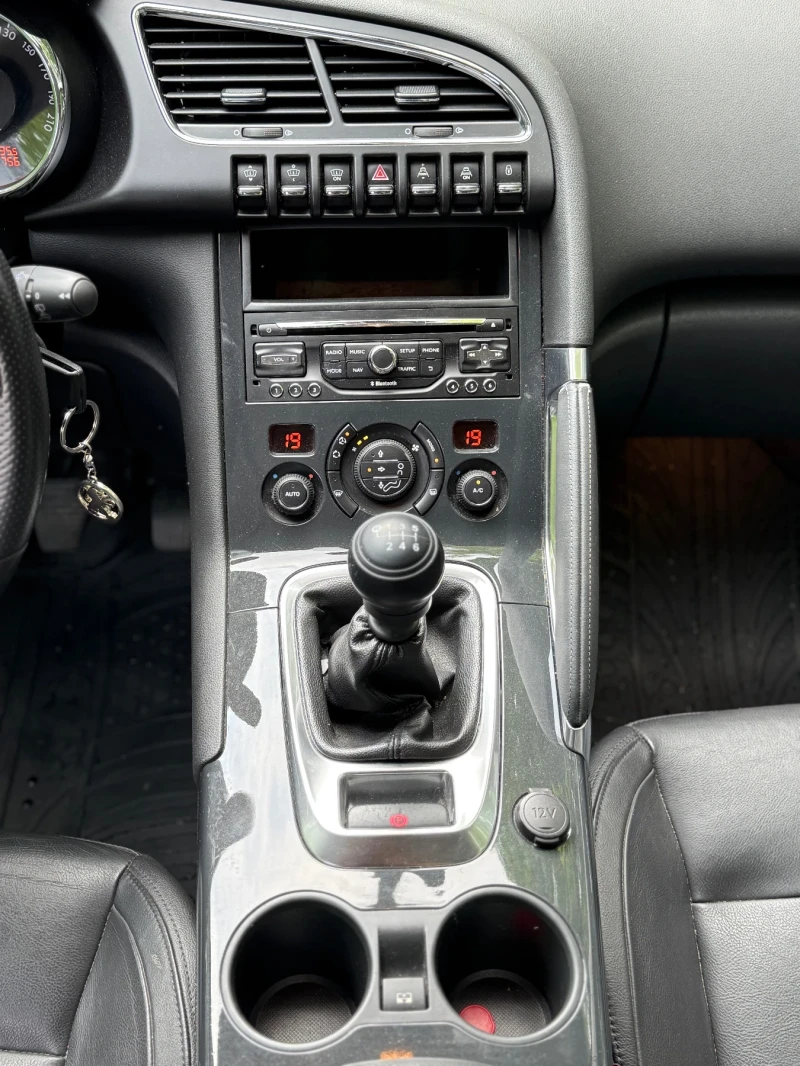 Peugeot 3008, снимка 9 - Автомобили и джипове - 50758813