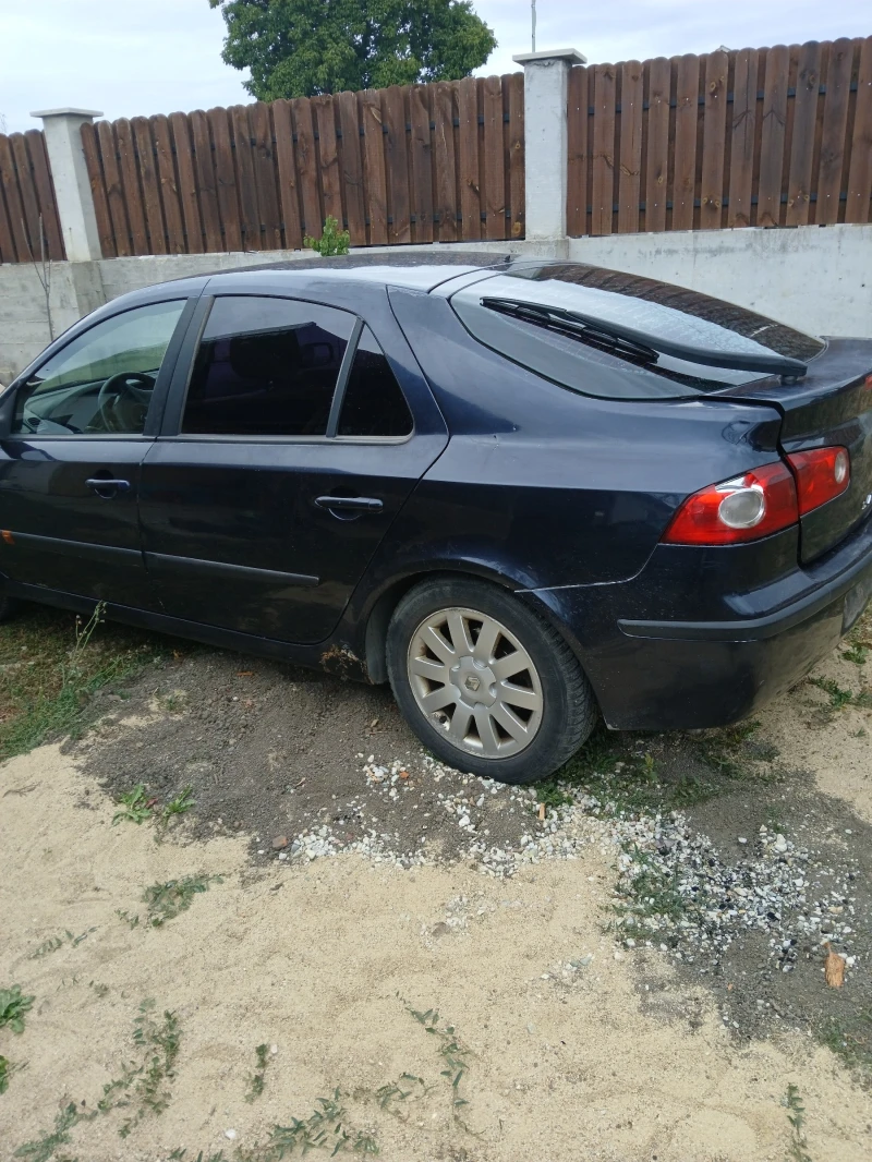 Renault Laguna 2.0i, снимка 3 - Автомобили и джипове - 51863228