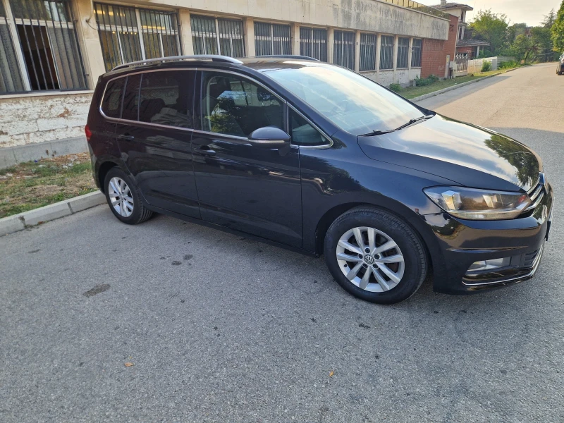VW Touran 2.0 TDI , снимка 2 - Автомобили и джипове - 52542993