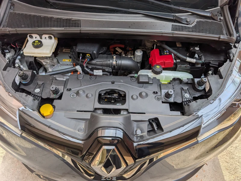 Renault Zoe 52kWh_Кам_Пр./Зад.паркт_SoH96%_1г пълна гар.Подгр, снимка 8 - Автомобили и джипове - 52394286