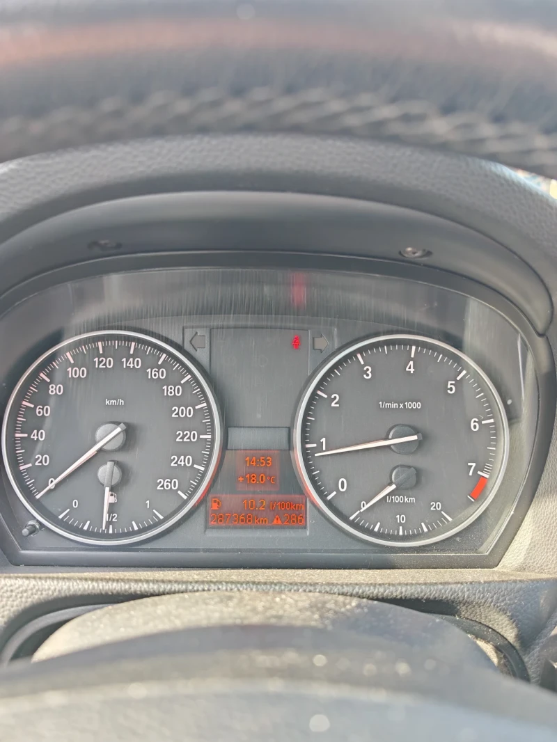 BMW 320 Touring, снимка 8 - Автомобили и джипове - 52449338