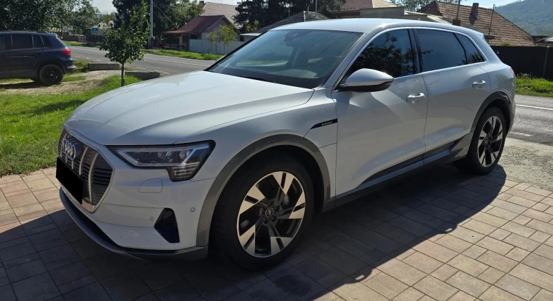 Audi E-Tron 50 Quattro - 62999 лв. / 32210.88 € - 19899067 1