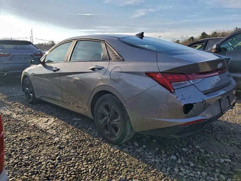 Hyundai Elantra 1.6L 4 Front-wheel Drive, снимка 2 - Автомобили и джипове - 53803595