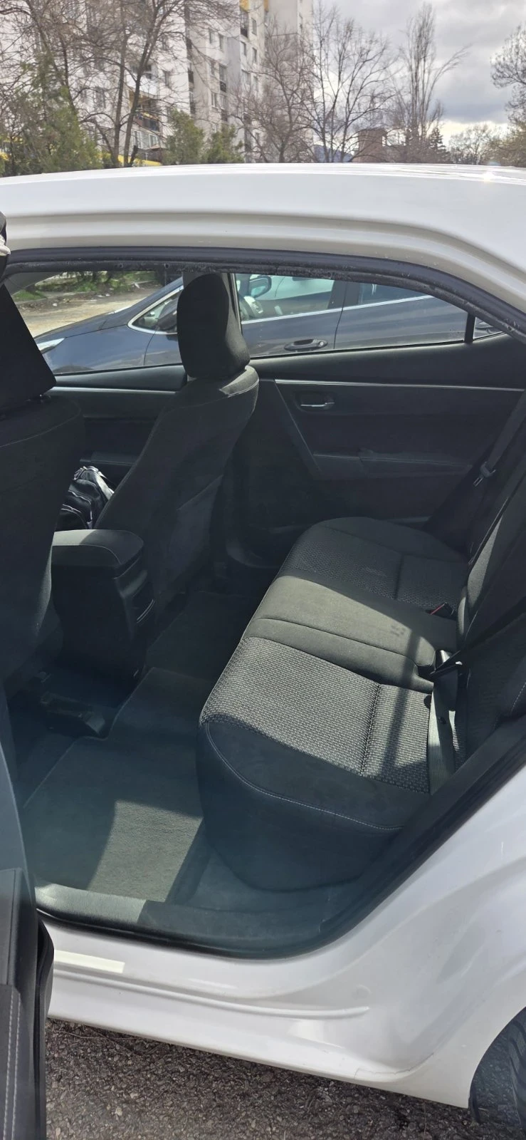 Toyota Corolla, снимка 9 - Автомобили и джипове - 53940316