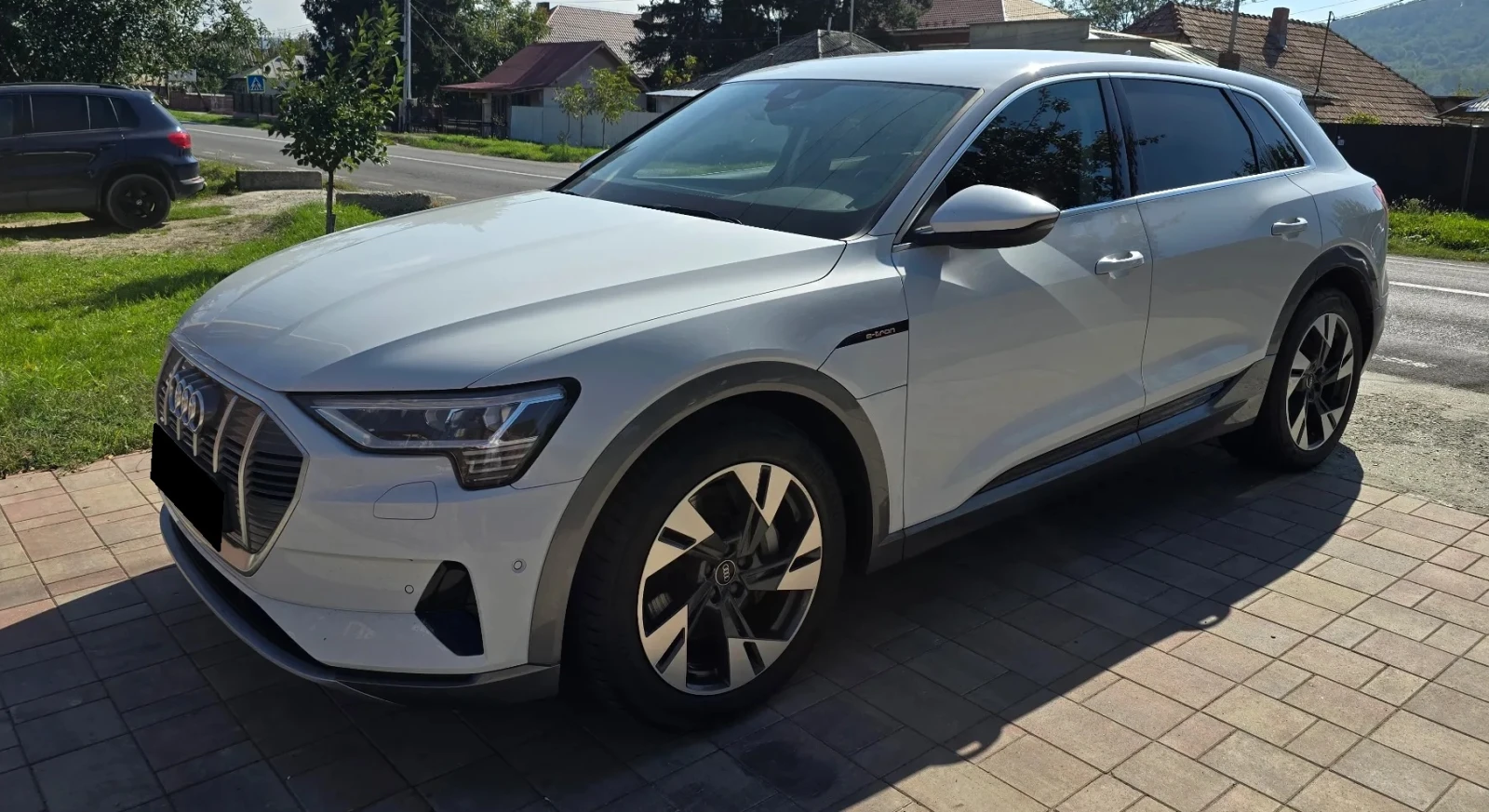 Audi E-Tron 50 Quattro, снимка 1