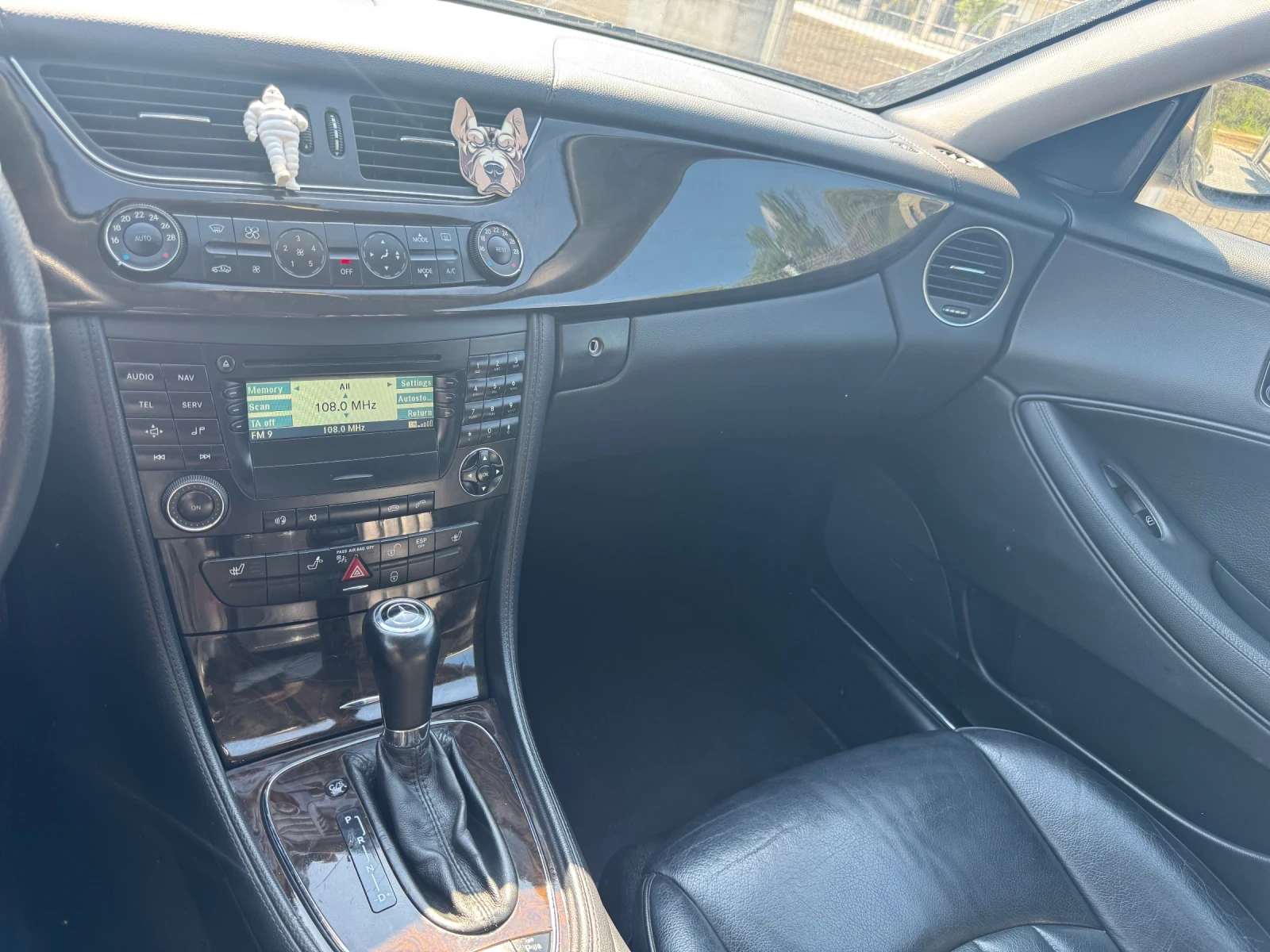 Mercedes-Benz CLS 320  - изображение 8