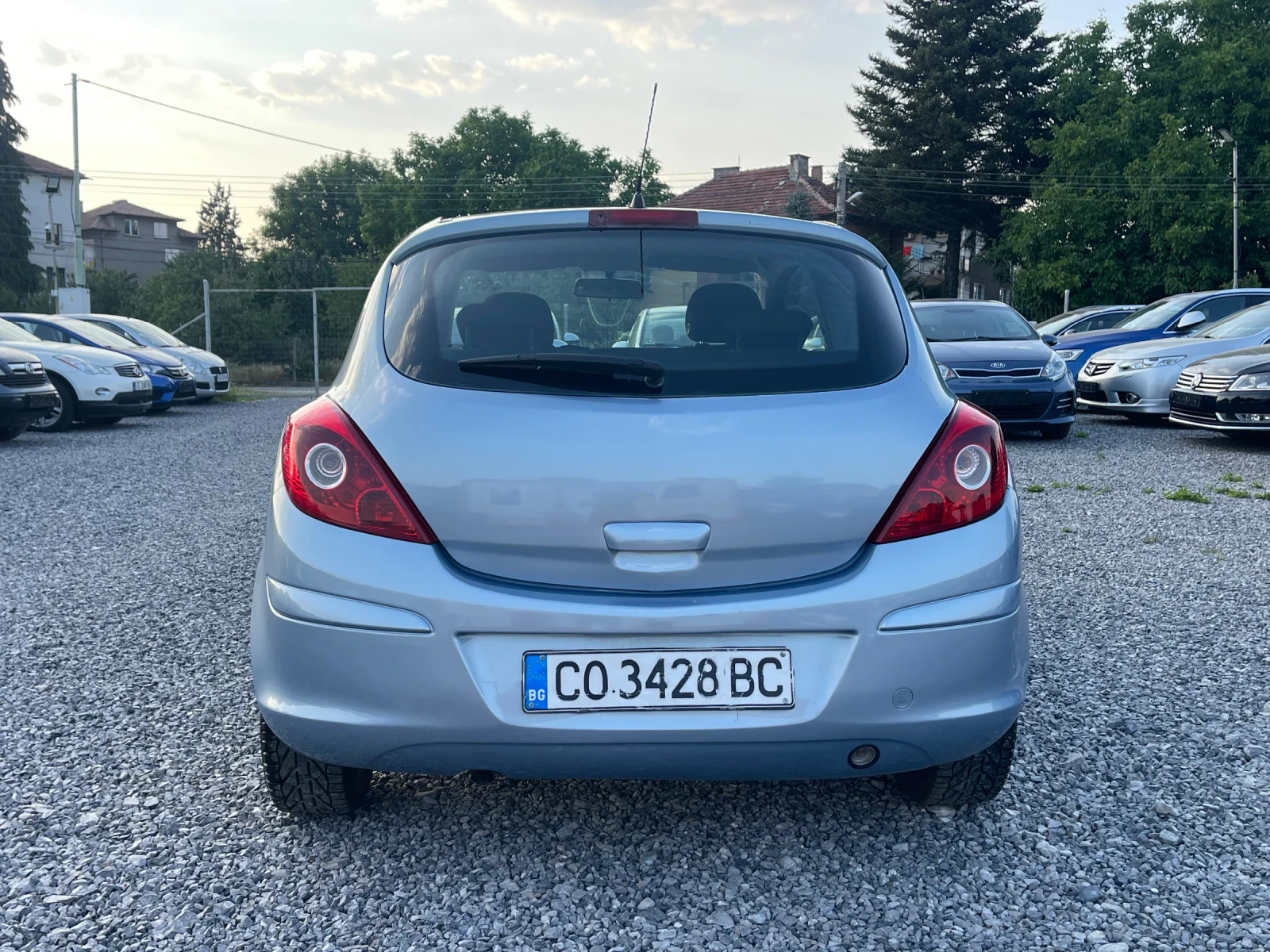 Opel Corsa 1.2i Газ/Бензин, Обслужен, Нови Гуми, Климатик - изображение 8