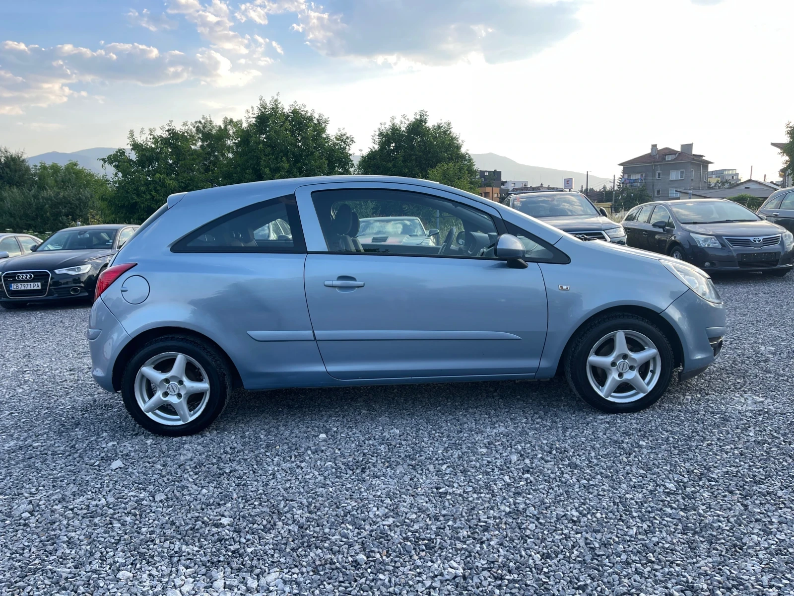 Opel Corsa 1.2i Газ/Бензин, Обслужен, Нови Гуми, Климатик - изображение 5