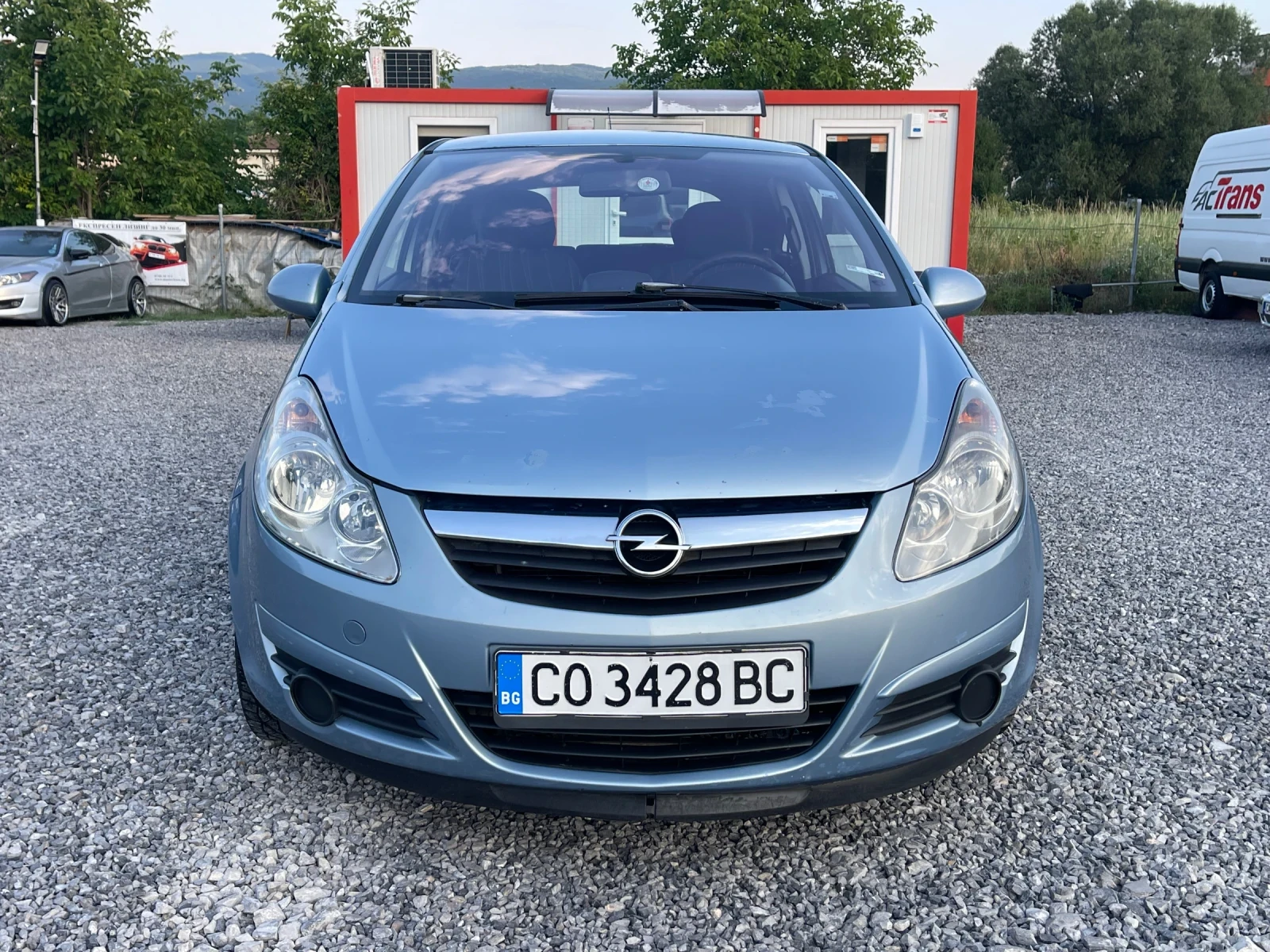 Opel Corsa 1.2i Газ/Бензин, Обслужен, Нови Гуми, Климатик - изображение 3