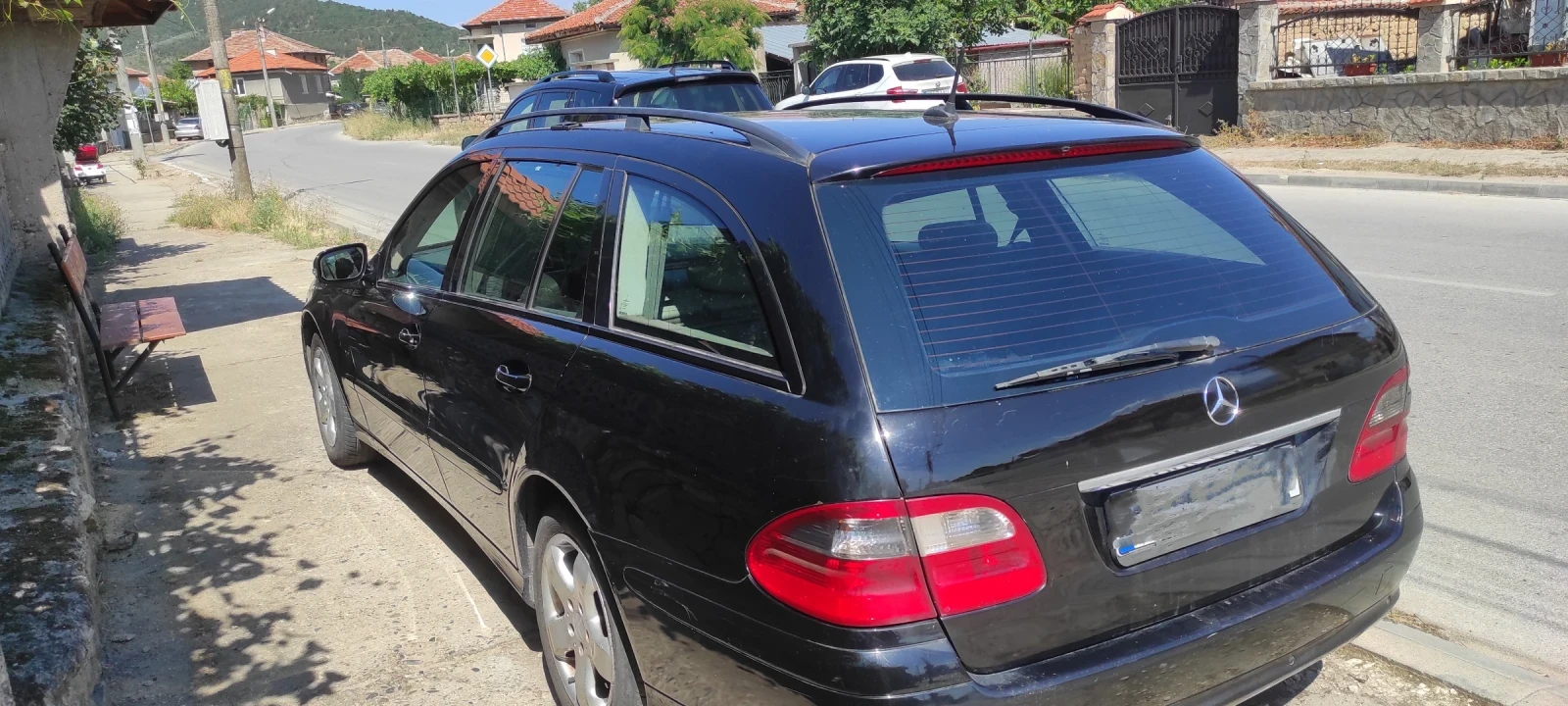 Mercedes-Benz E 200  - изображение 10