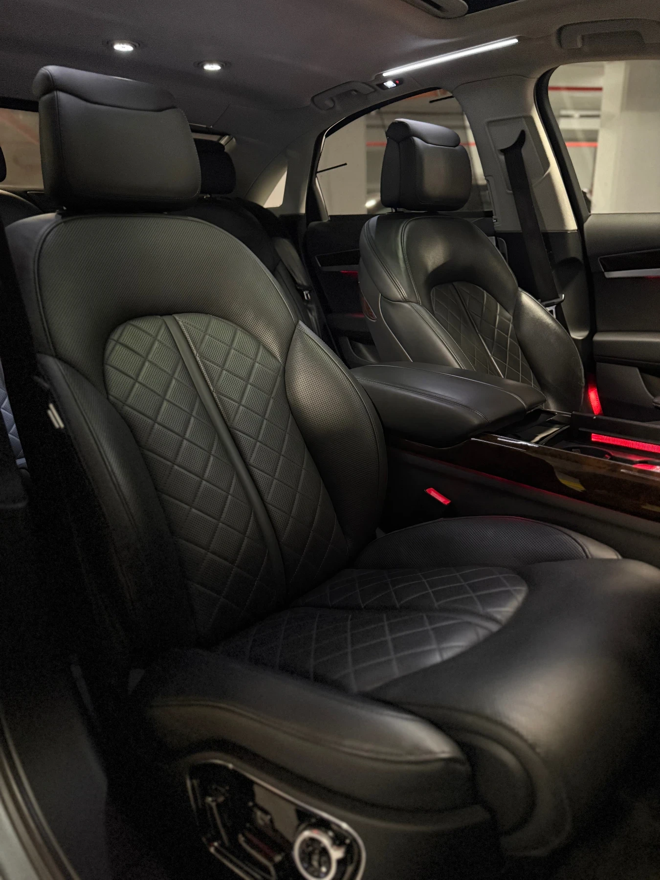 Audi A8 4.2 TDI MATRIX / ПЪЛНА СЕРВИЗНА ИСТОРИЯ В АУДИ - изображение 8