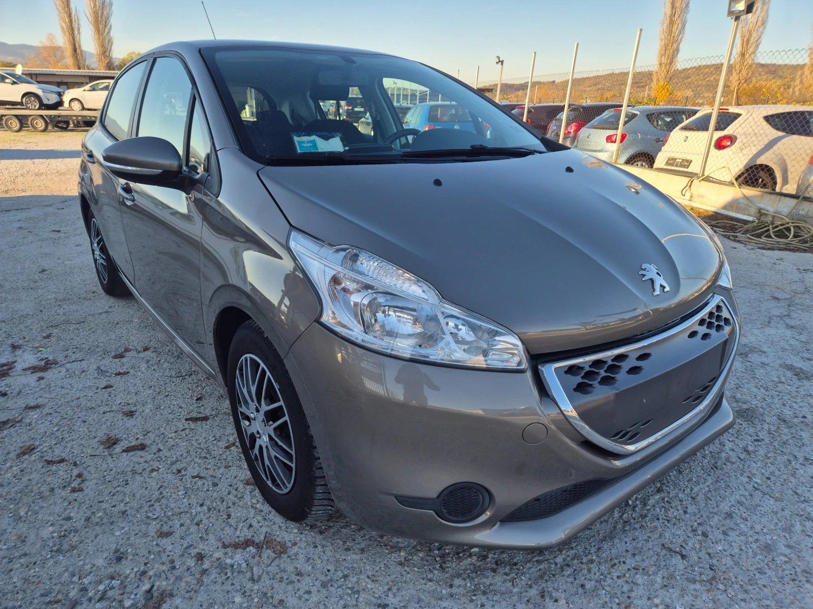 Peugeot 208 1.4HDI AVTOMAT EURO5B - изображение 3