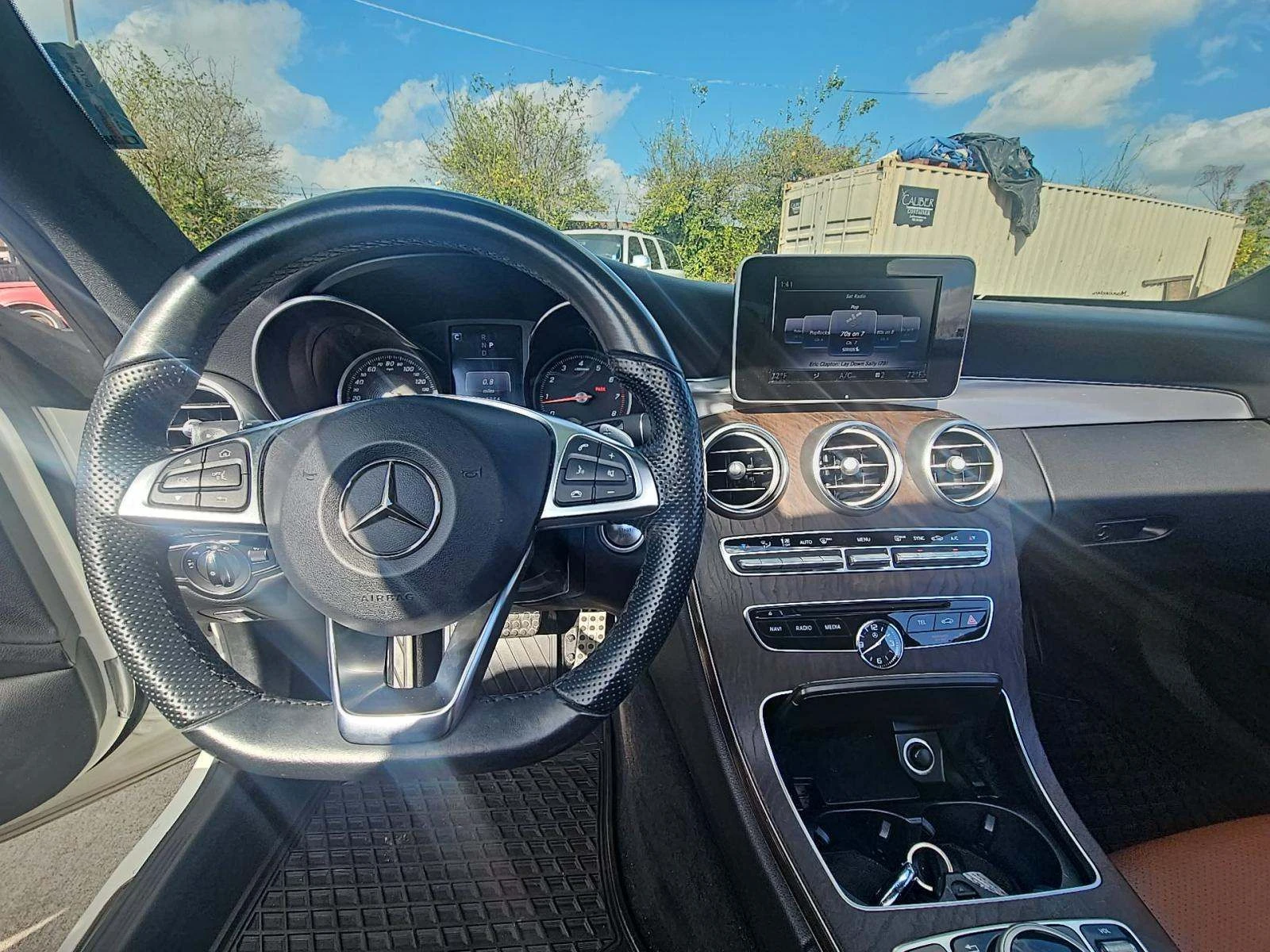 Mercedes-Benz C 300  - изображение 10