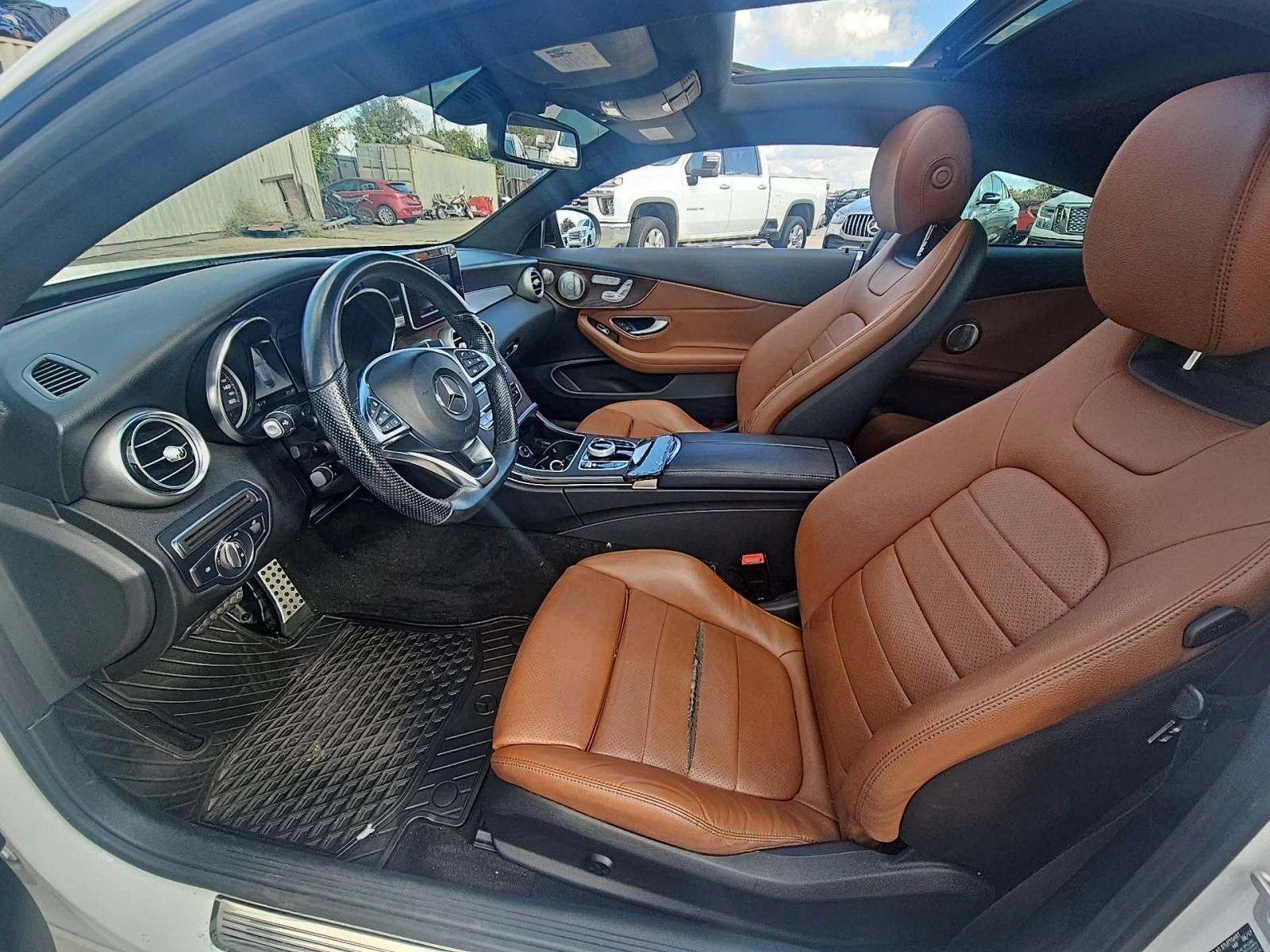 Mercedes-Benz C 300  - изображение 6