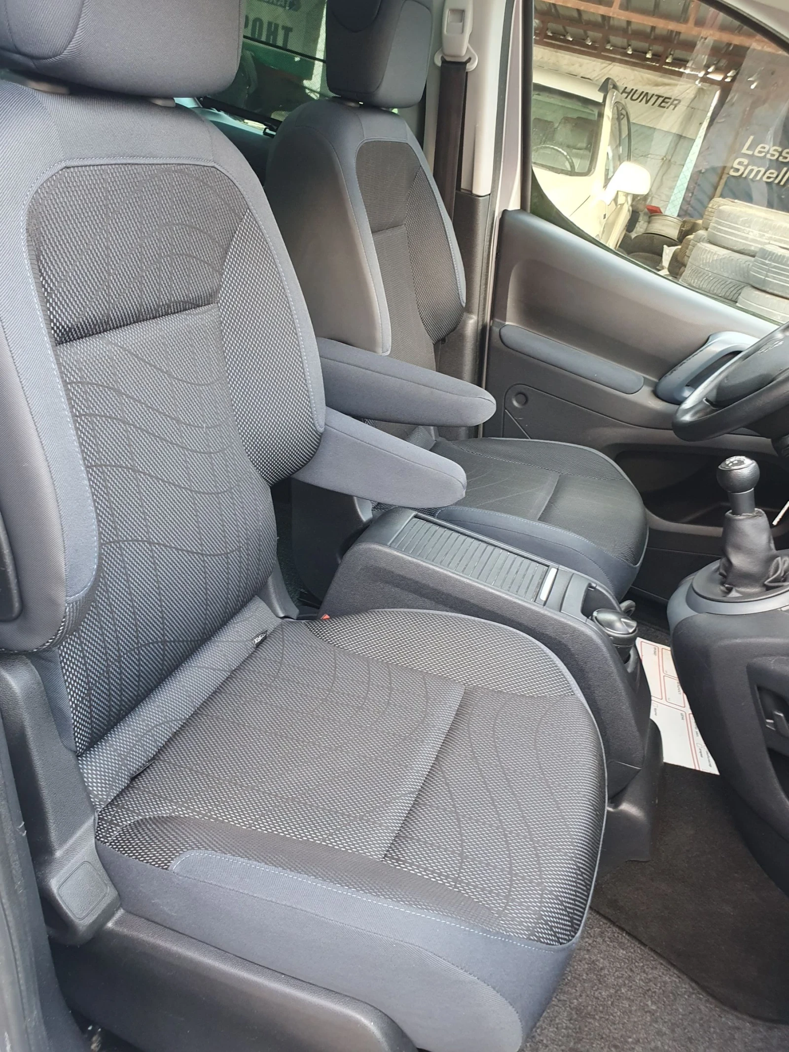 Peugeot Partner 1.6  Klima  Teppe . 110 Ks - изображение 9