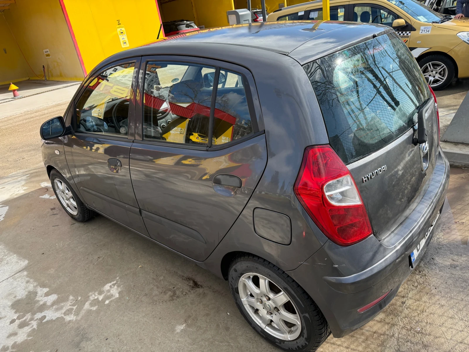 Hyundai I10, снимка 6 - Автомобили и джипове - 53736149