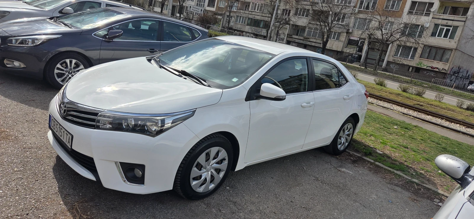 Toyota Corolla, снимка 13 - Автомобили и джипове - 53940316