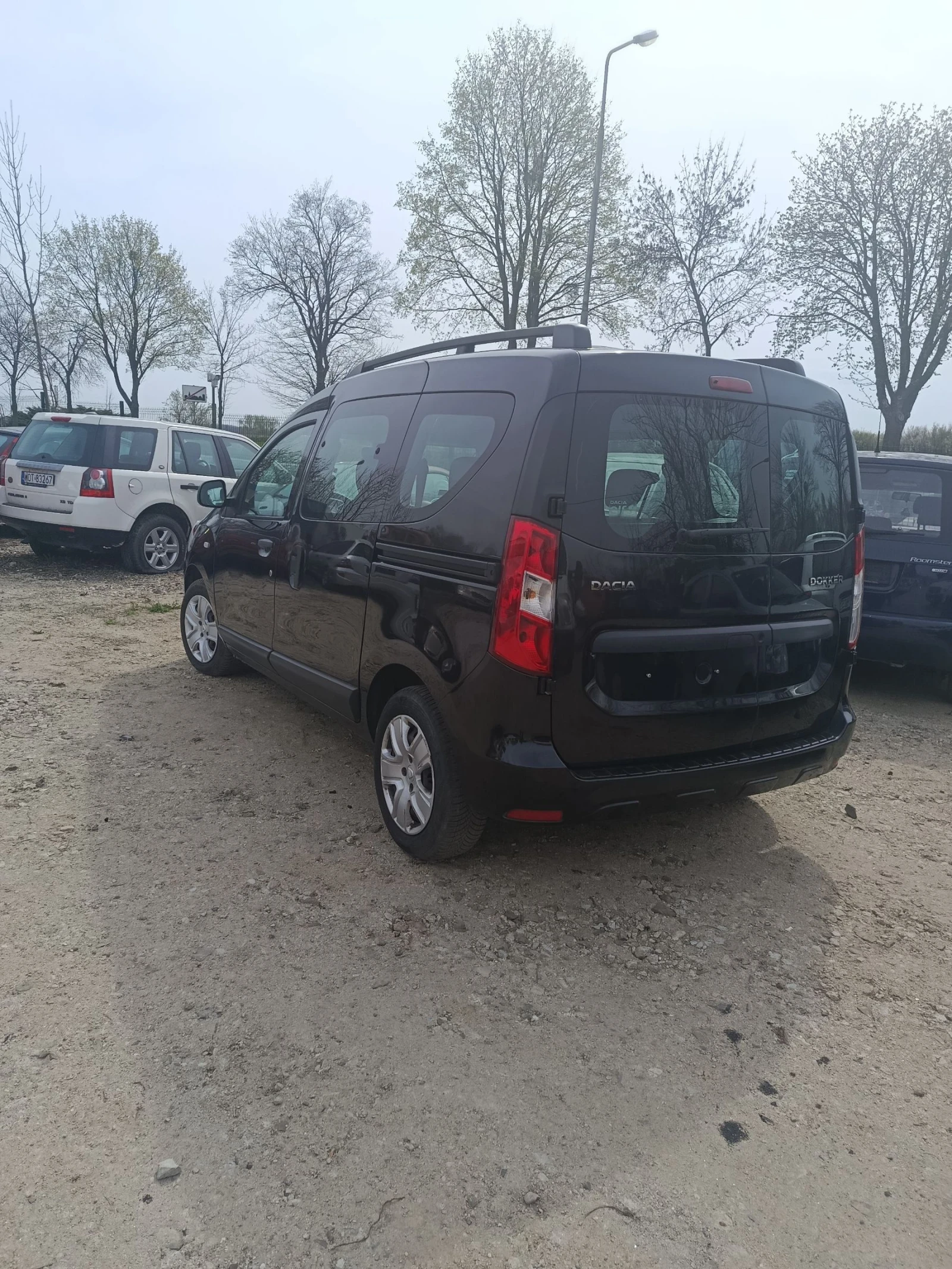 Dacia Dokker, снимка 7 - Автомобили и джипове - 54033346