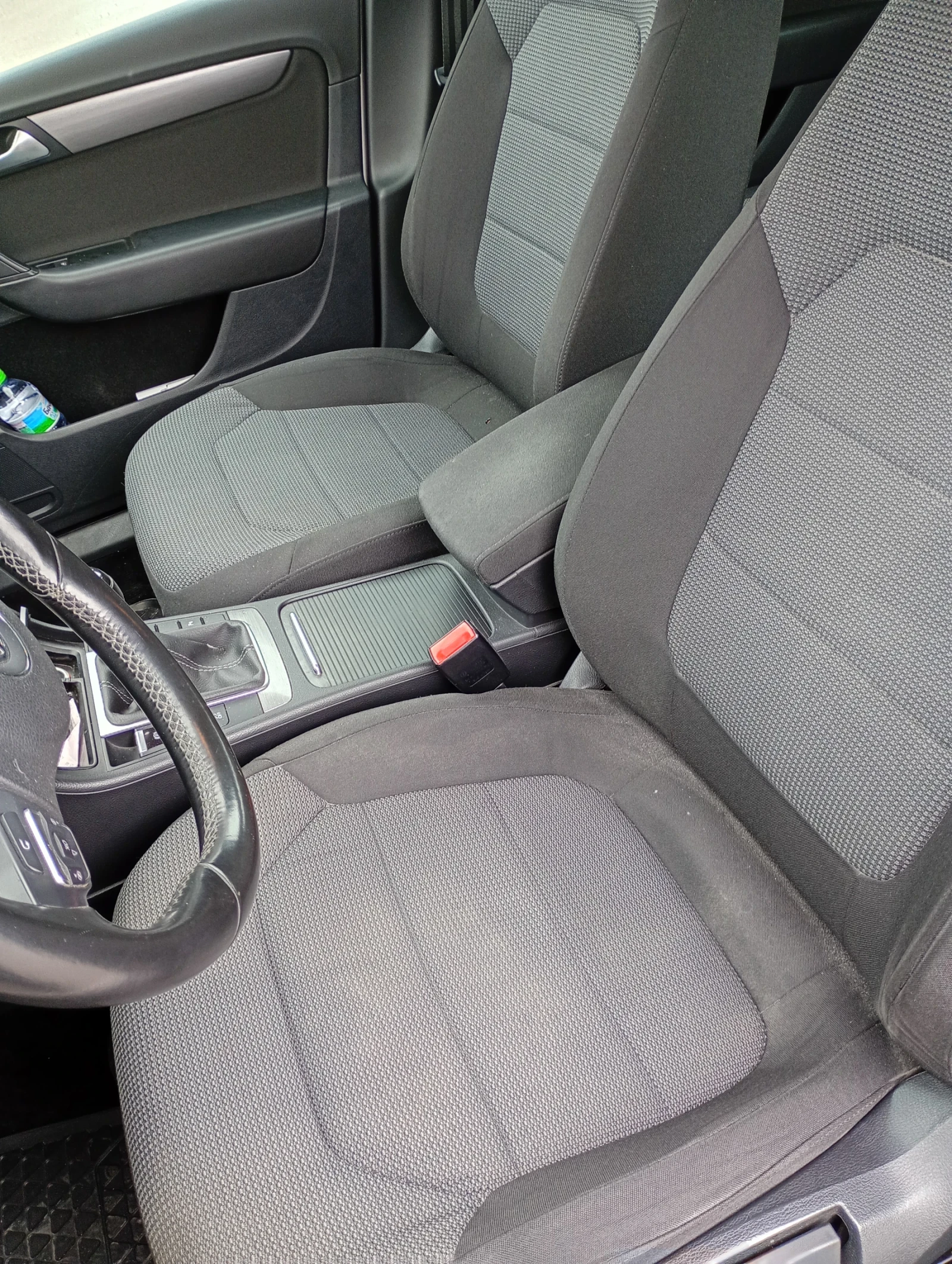 VW Passat 2.0 tdi blumotion, снимка 8 - Автомобили и джипове - 54070968