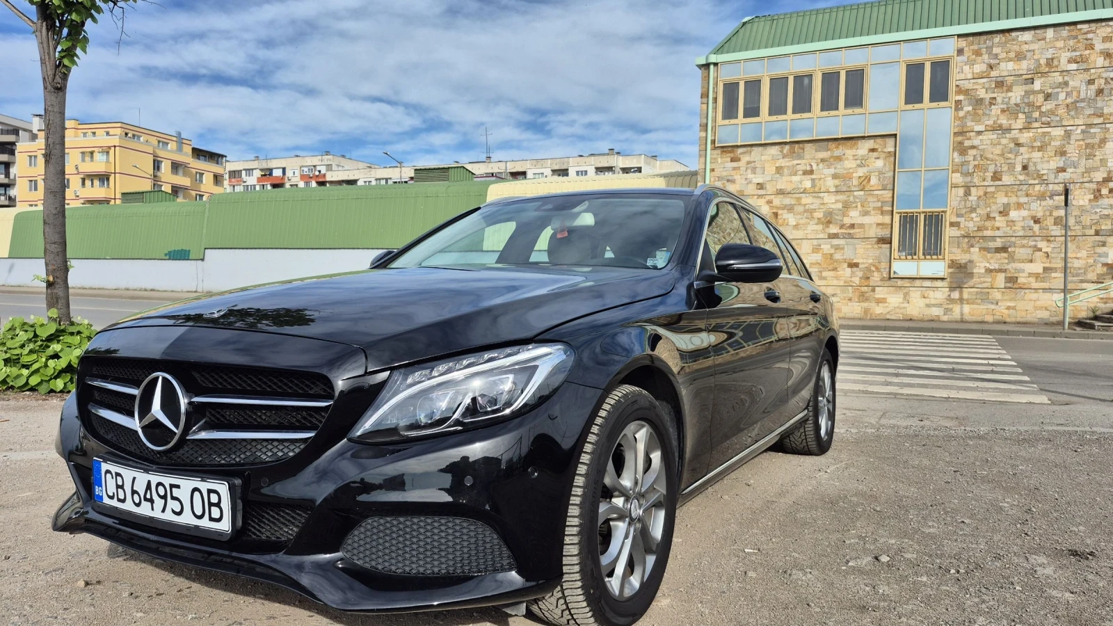 Mercedes-Benz C 220 Cdi 150 000 km * Бяла Кожа * Обслужен* Бартер
