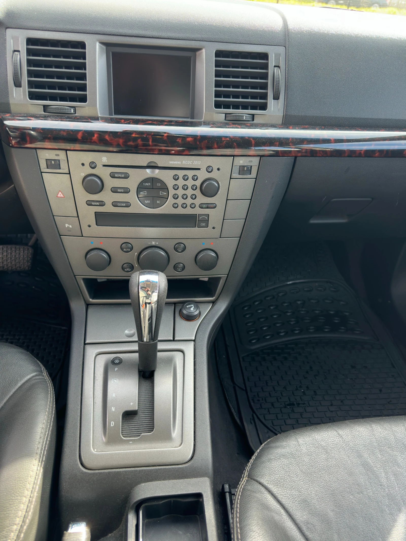 Opel Signum 2.2 DTI, снимка 10 - Автомобили и джипове - 54391883