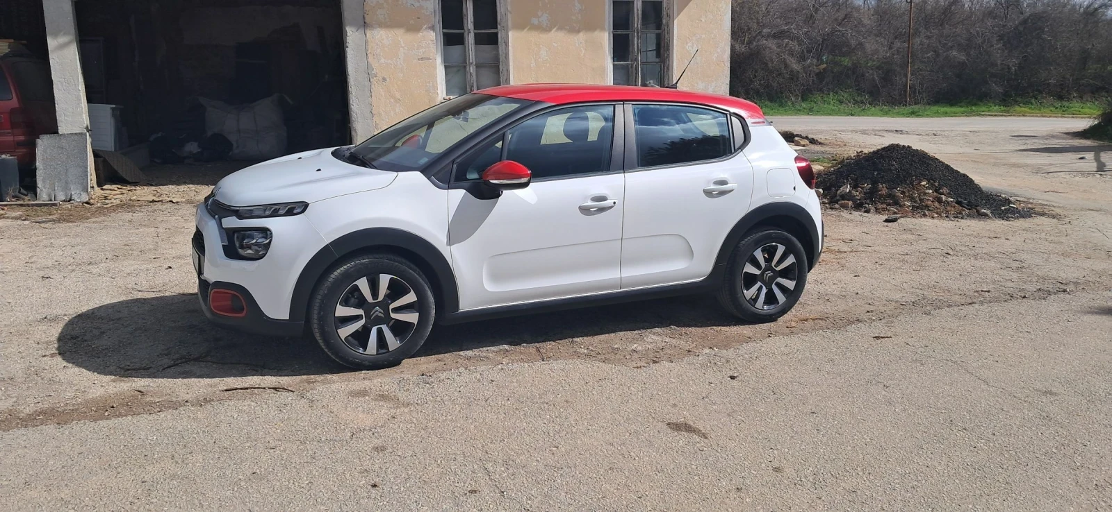 Citroen C3, снимка 2 - Автомобили и джипове - 54655270