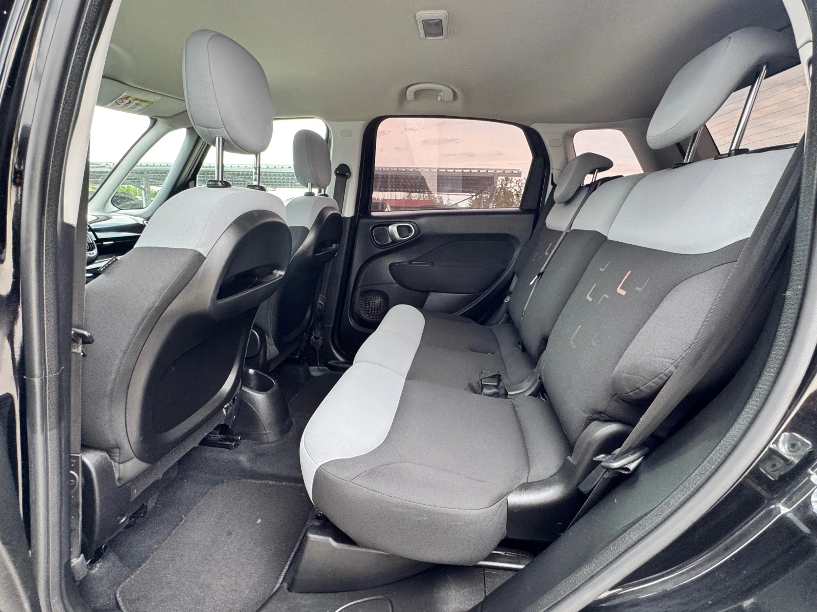 Fiat 500L 1.3mjet ИТАЛИЯ, снимка 9 - Автомобили и джипове - 54610716