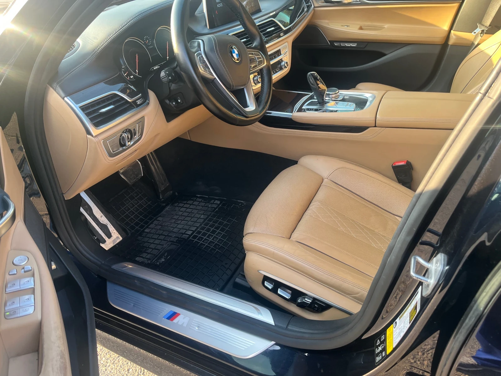 BMW 750 Xdrive LONG, снимка 9 - Автомобили и джипове - 55323961