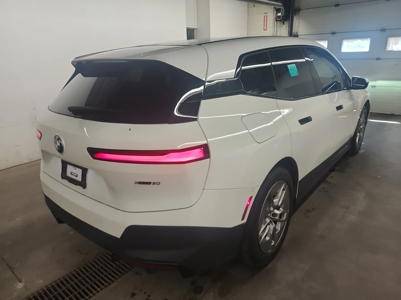 BMW iX * XDRIVE50 * ГЛАВНО ПРЕДСТАВИТЕЛСТВО НА BMW, снимка 4 - Автомобили и джипове - 55332306