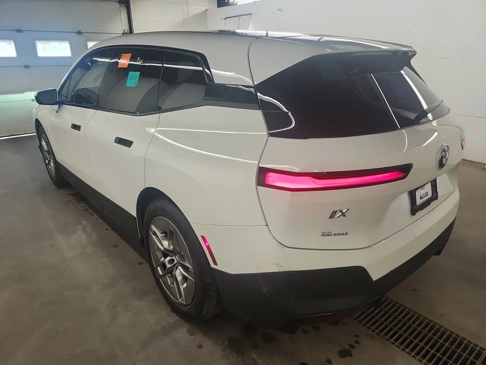 BMW iX * XDRIVE50 * ГЛАВНО ПРЕДСТАВИТЕЛСТВО НА BMW, снимка 6 - Автомобили и джипове - 55332306