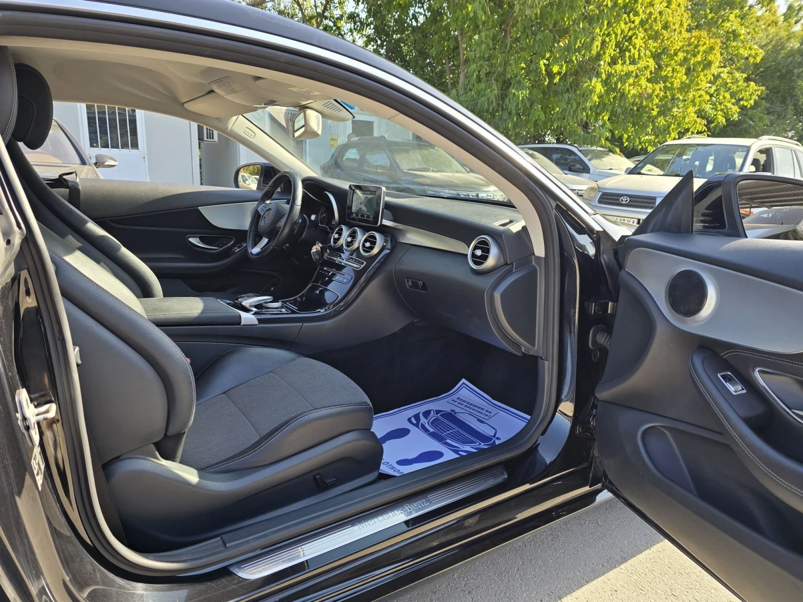 Mercedes-Benz C 220 Coupe 2.2CDI 170к.с Premium , снимка 12 - Автомобили и джипове - 55889451