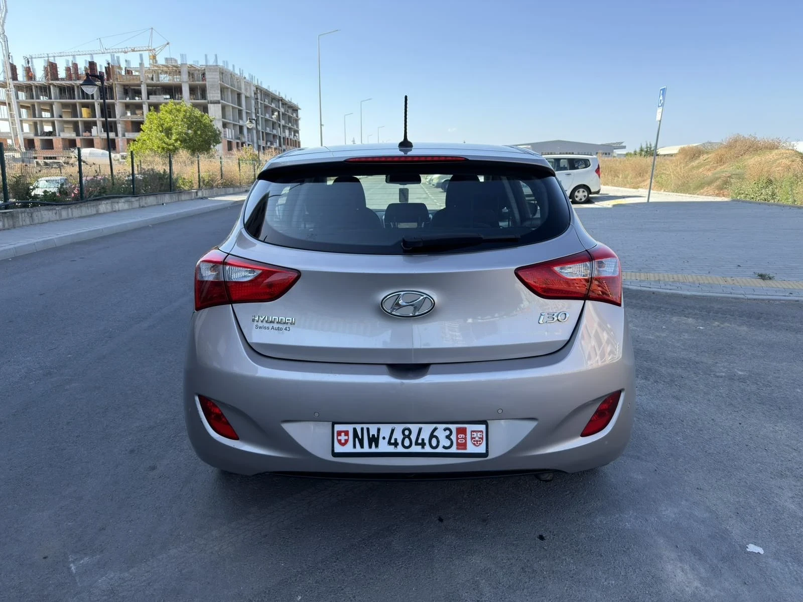 Hyundai I30 1.6 GDI Amplia Automat, снимка 7 - Автомобили и джипове - 55891374