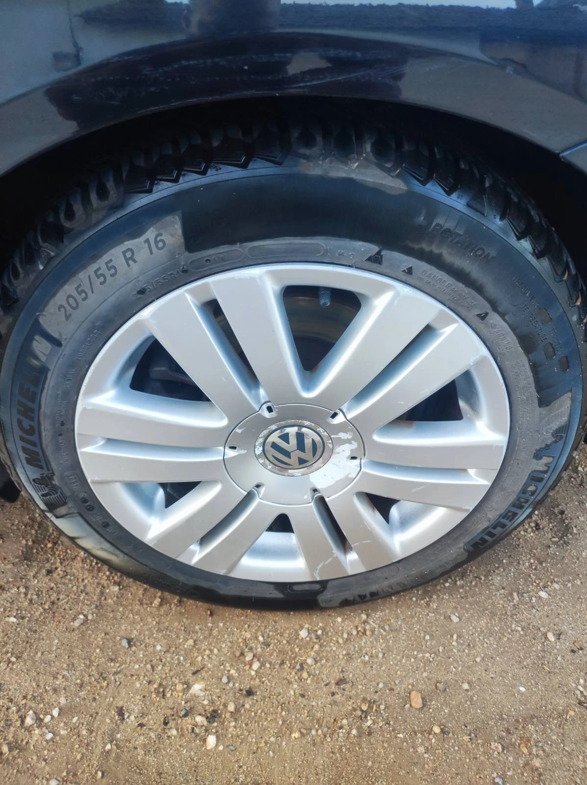 VW Passat 6 Highline 2.0 TDI* Подгрев* с регистрация, снимка 8 - Автомобили и джипове - 55897035