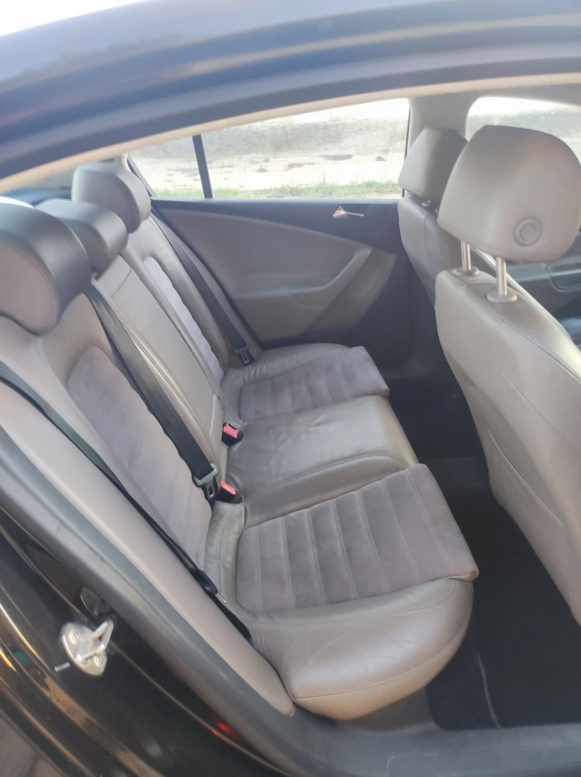 VW Passat 6 Highline 2.0 TDI* Подгрев* с регистрация, снимка 10 - Автомобили и джипове - 55897035