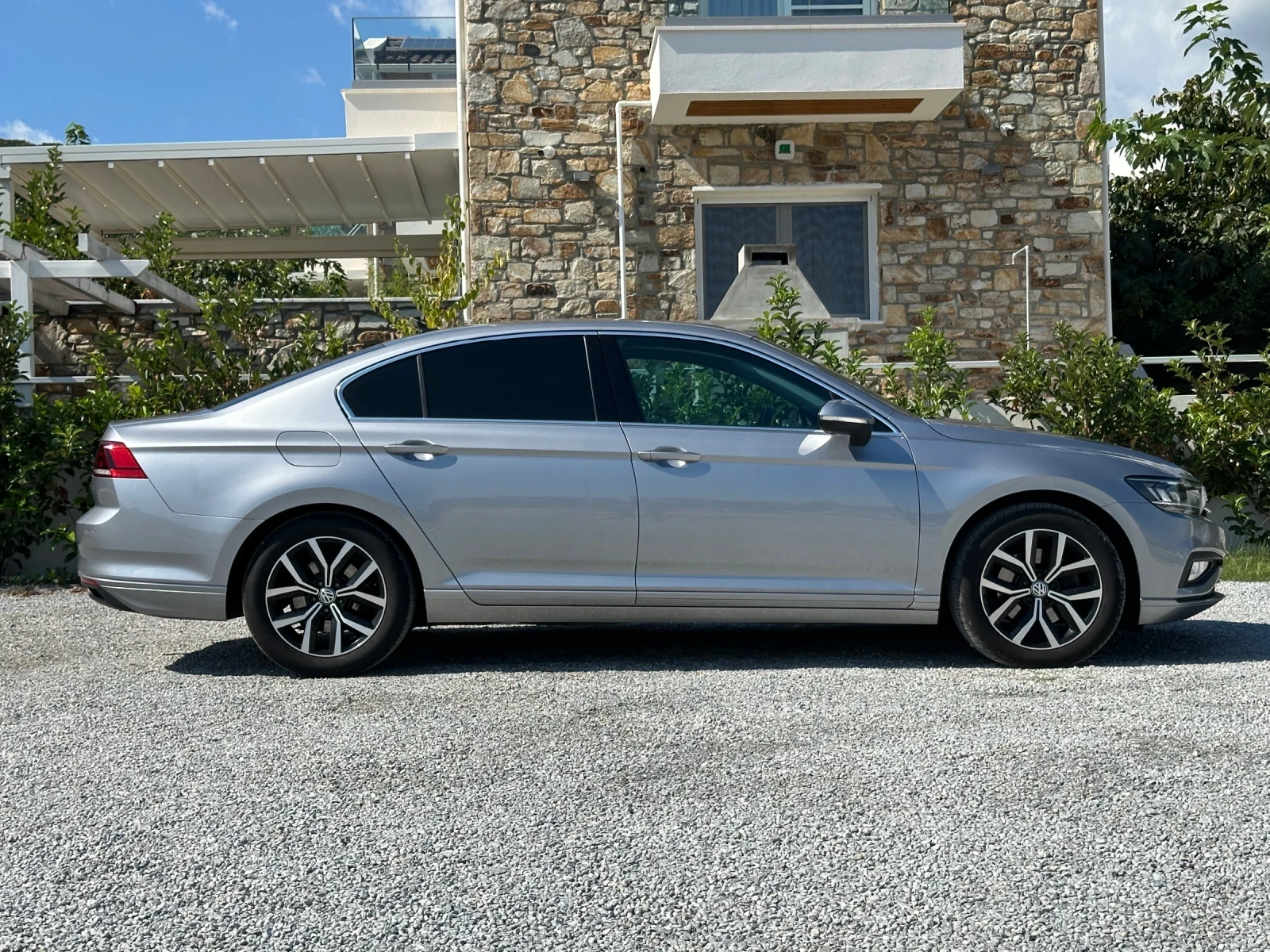 VW Passat Business 2.0 TDI / DSG7 / 190HP, снимка 5 - Автомобили и джипове - 56079370