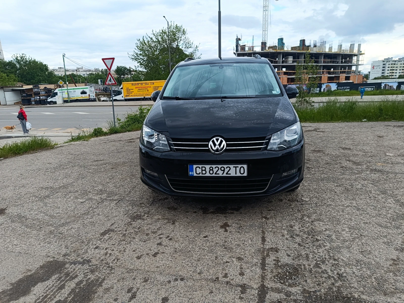 VW Sharan 2.0 TDI, снимка 11 - Автомобили и джипове - 56144594