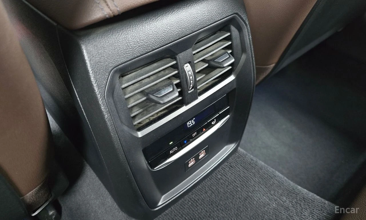 BMW 340 i* M SPORT PRO* CARBON* DISTRONIC* HARMAN* КРАЙНА , снимка 17 - Автомобили и джипове - 56213380