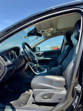 Volvo XC60 D5 AWD, снимка 3