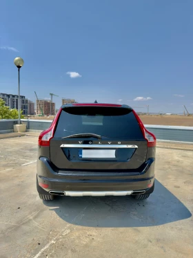 Volvo XC60 D5 AWD, снимка 4