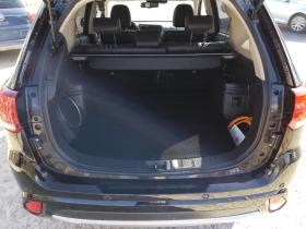 Mitsubishi Outlander 2.0 PHEV/4x4/FULL - 30990 лв. - 88136200 15