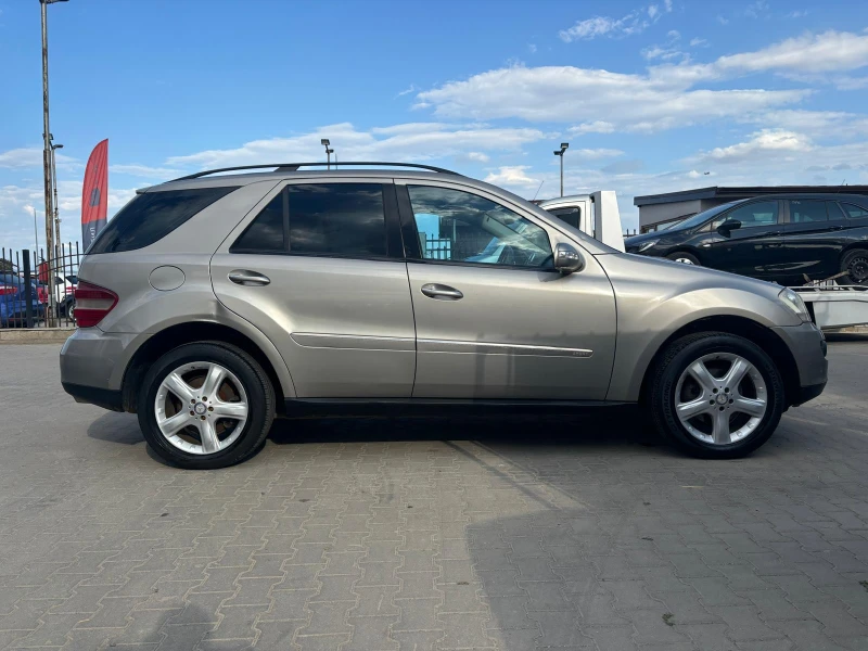 Mercedes-Benz ML 320, снимка 6 - Автомобили и джипове - 46957684