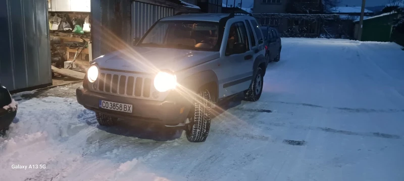 Jeep Cherokee 2.8crdi , снимка 16 - Автомобили и джипове - 49252415