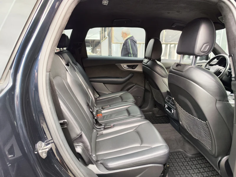 Audi Q7 SLINE* PODGREV* OBDUH* PANORAMA* LEDD* LIZING, снимка 7 - Автомобили и джипове - 51851514