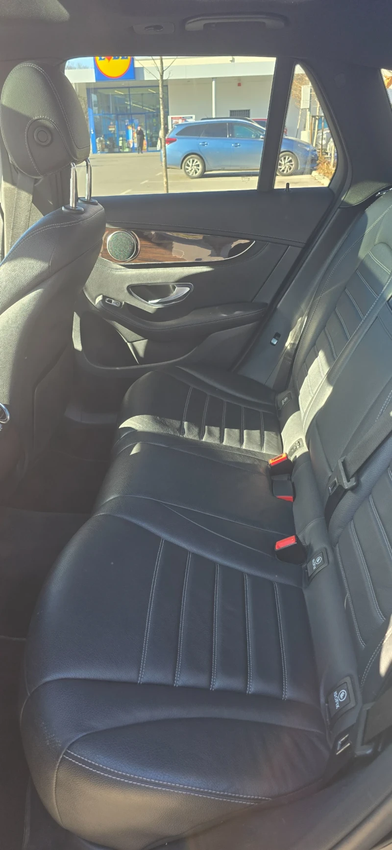 Mercedes-Benz GLC 300, снимка 7 - Автомобили и джипове - 52812441