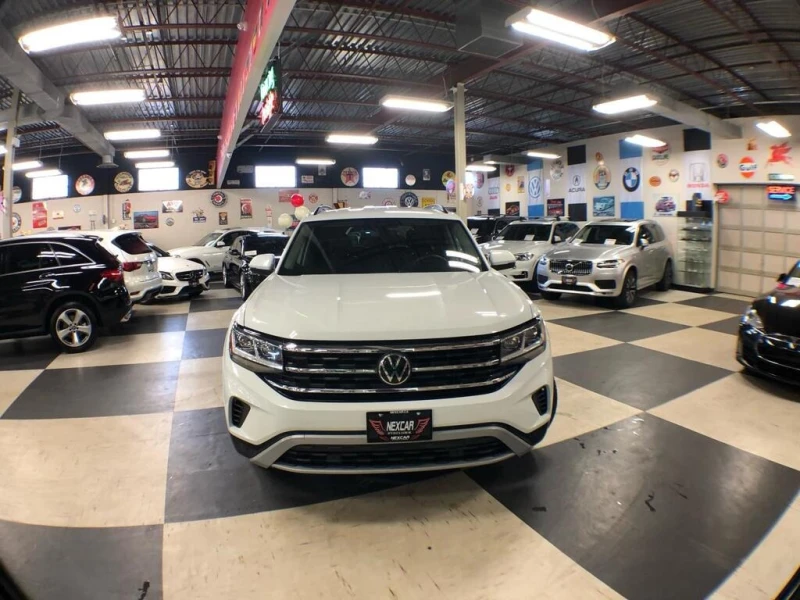 VW Atlas Comfortline * * CarPlay * * Мъртва точка * * , снимка 2 - Автомобили и джипове - 53329354