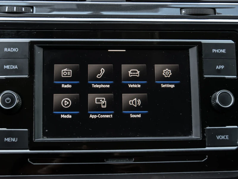 VW Tiguan COMFORTLINE 4MOTION, снимка 11 - Автомобили и джипове - 53569415