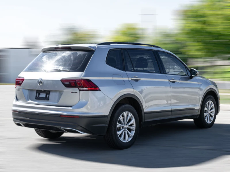 VW Tiguan COMFORTLINE 4MOTION, снимка 6 - Автомобили и джипове - 53569415