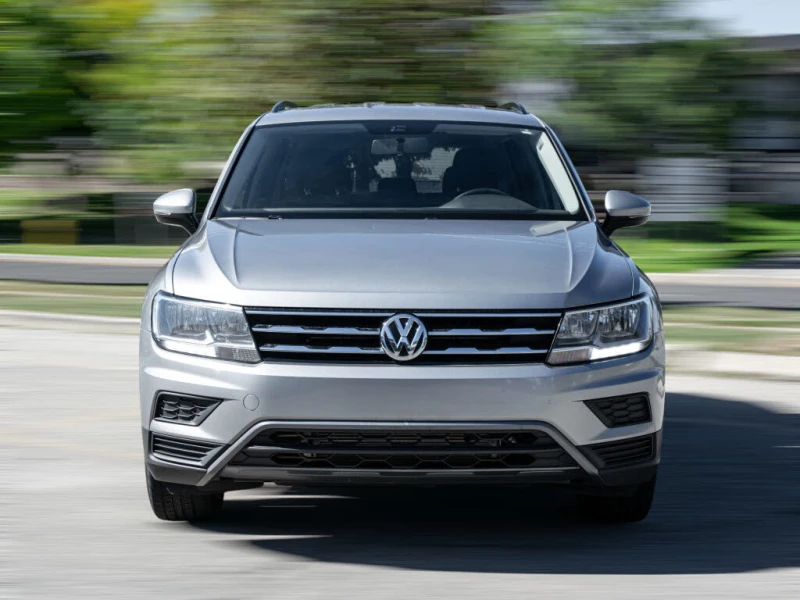 VW Tiguan COMFORTLINE 4MOTION, снимка 2 - Автомобили и джипове - 53569415